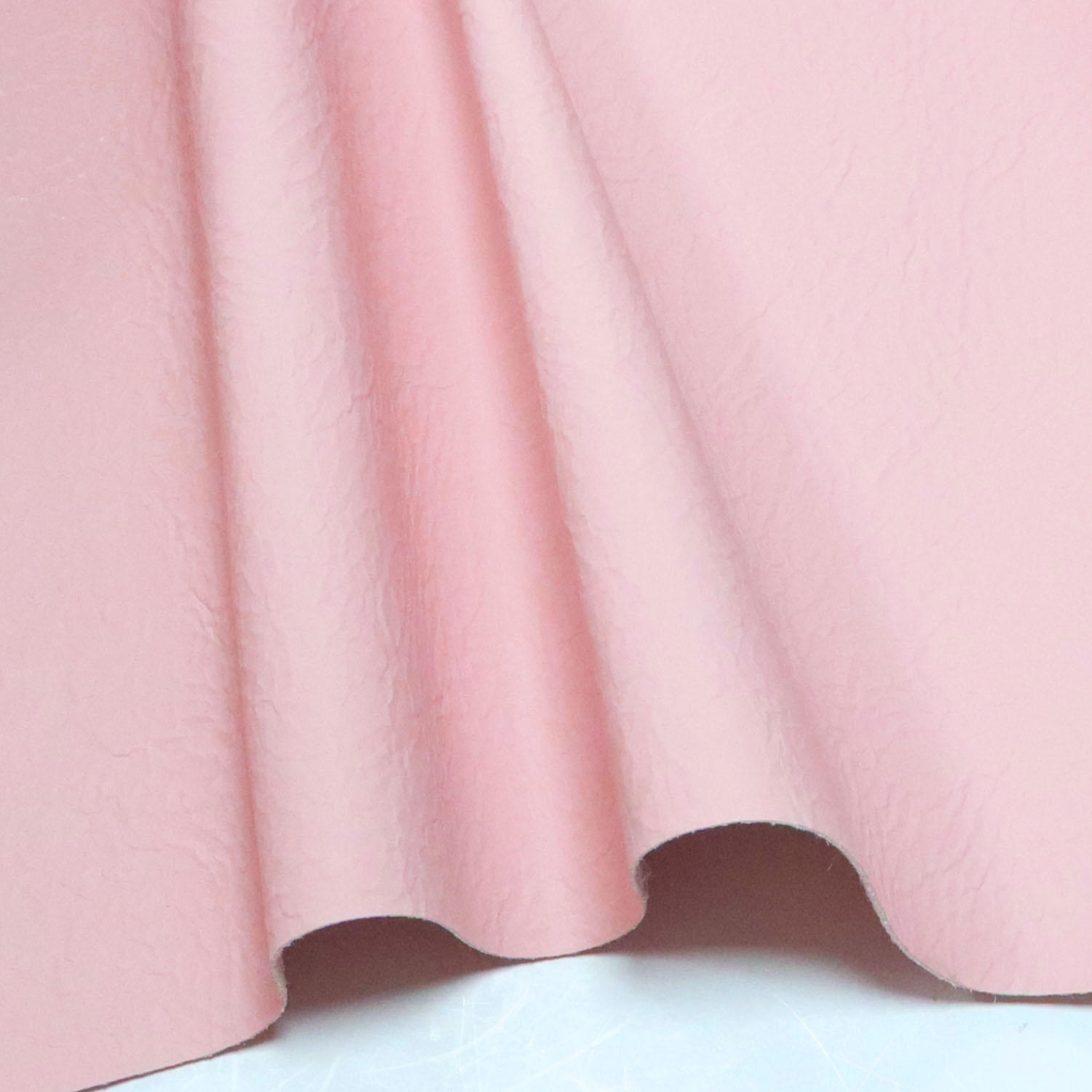 Leathar microfiber le haghaidh bróga & málaí