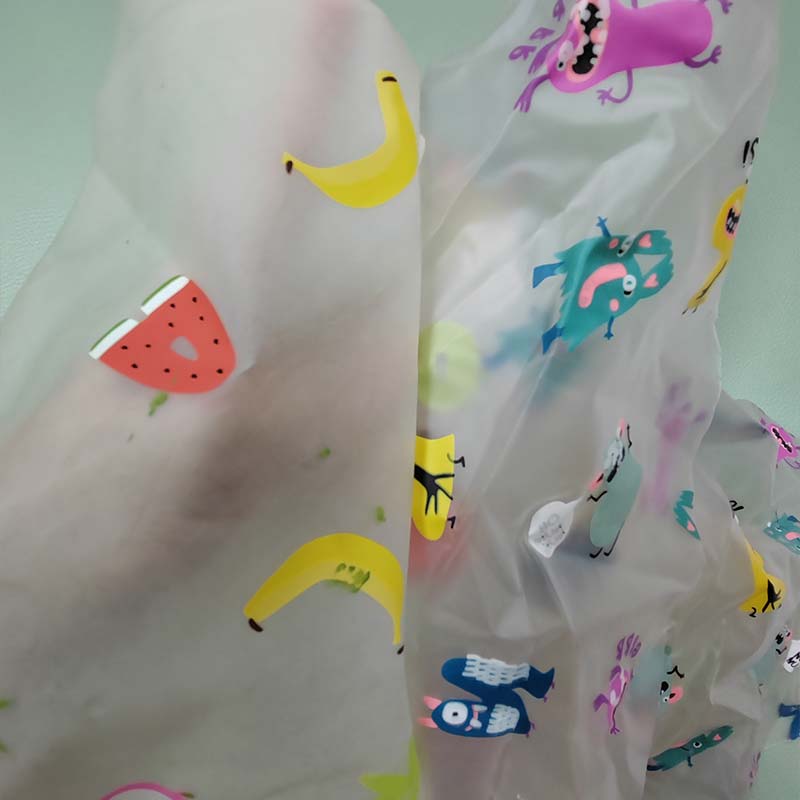 Leathar TPU Raincoats Trédhearcach